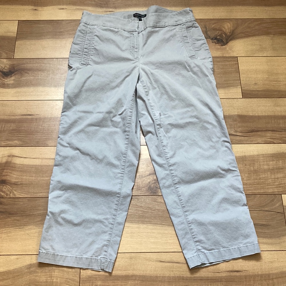 Eileen Fisher Gray Capri Pants. Size S